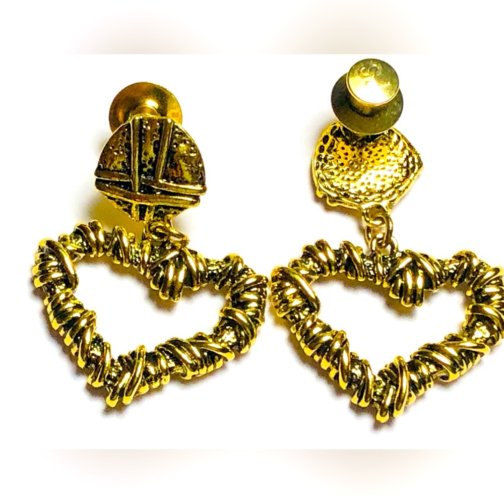 Sassy Jones gold tone heart dangles
